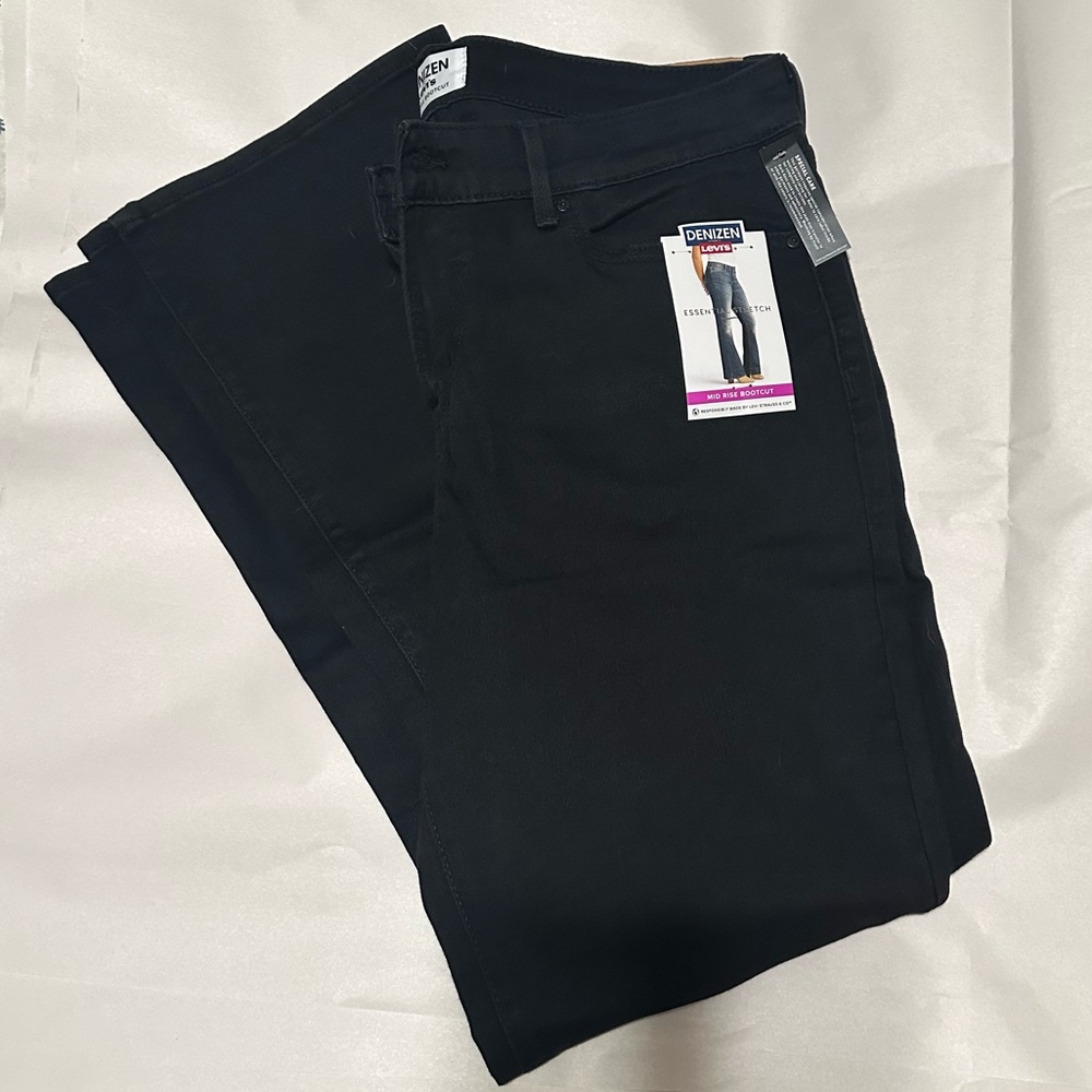 Denizen by Levi's Women's Classic Black Bootcut Jeans